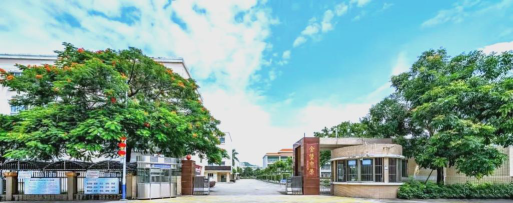 汕头金堡中学环境
