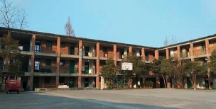 国营813厂子校环境