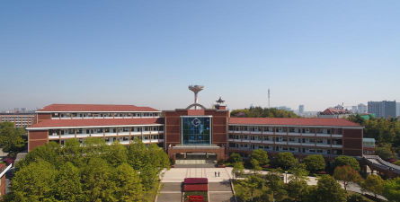安康农业学校环境