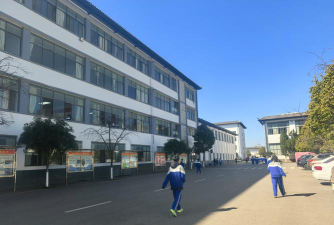 昆明市英才学校中学部环境
