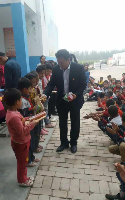 努克其小学环境
