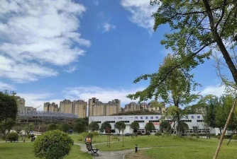 广安市技工学校环境
