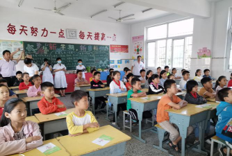 沛县沛城镇鹿湾小学环境