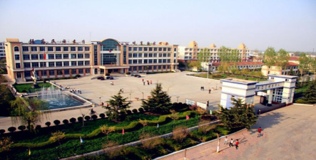 青岛兴华汽车工程学校环境