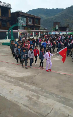 简嘎学校环境