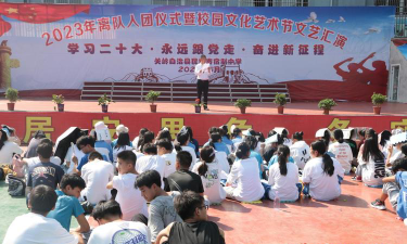 关岭自治县民族寄宿制中学环境