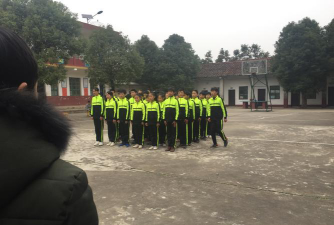 霞岭中学环境