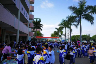 广州市增城市荔城街富鹏小学环境