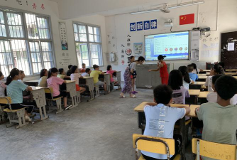 龙门县蓝田乡倒流教学点环境