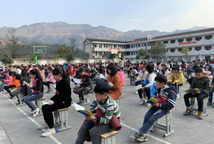 新邵县大新乡栗滩中学环境