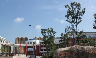 常州市新北区新桥实验小学环境