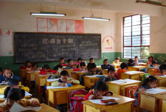呈贡县吴家营乡中学环境