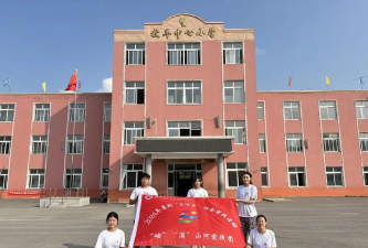 江河中心小学环境