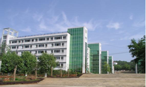 上饶市中等专业学校环境