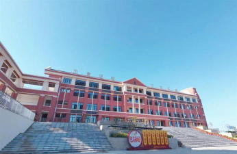 武汉市江夏区五里界中学环境