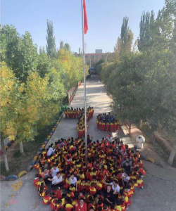夏普吐勒乡中心小学环境