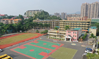 深圳市宝安区标尚学校环境
