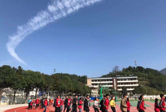 秭归县磨坪乡初级中学环境