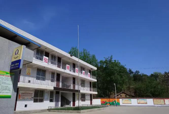 商洛市商州区蒲峪九年制学校环境