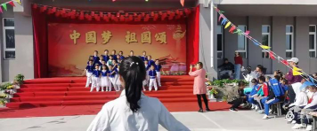 洮南市胡力吐乡中心小学环境