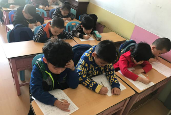 新村学前班环境