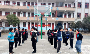 邵东县堡面前乡中心小学环境