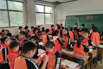 张名甫小学环境