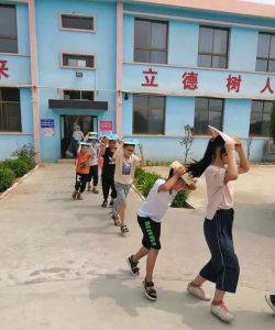 固德小学环境
