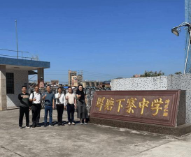 普宁市占陇镇垾塘下寨初级中学环境