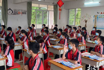 高州市世纪学校环境