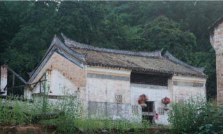 德庆县新圩镇格木教学点环境