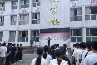 利川市马前中学环境