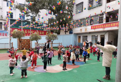 西林县民族幼儿园环境