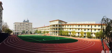 郊区实验小学环境