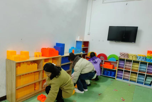 金陵石化炼油厂幼儿园环境