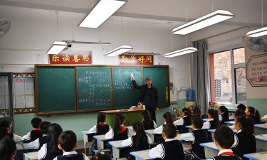 乡贤街小学环境