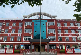 河北省霸州市第四小学环境