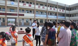 镇办小学环境