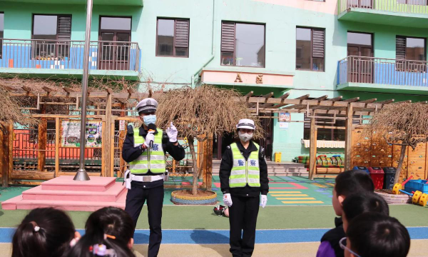 建平县中心幼儿园环境