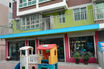 鞍山市铁西区南陶官百灵幼儿园环境