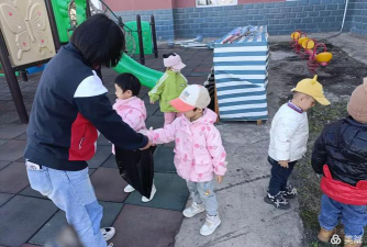 额市幼儿园环境
