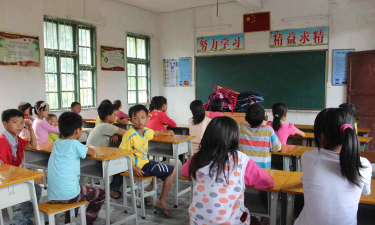 怀集县洽水镇石莹小学教学点环境