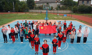 三封寺中心小学环境