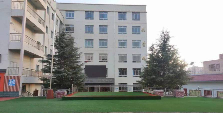 兰州市城关区青白石中学环境