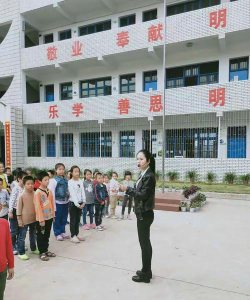护城中心小学环境