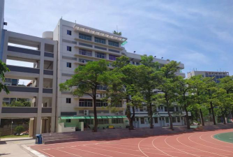 湖里中学环境
