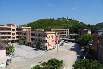 广宁县坑口镇大同小学环境
