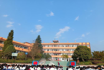 高酿镇中学环境