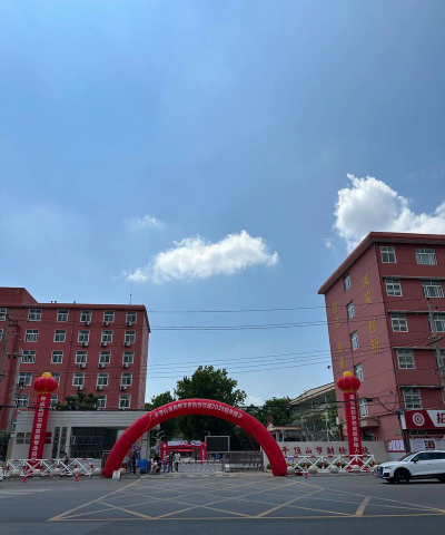 平顶山市财经学校环境