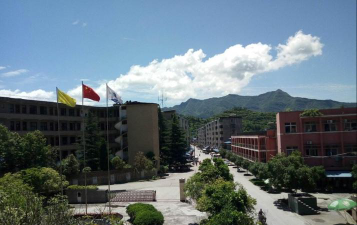 广元市旺苍县技工学校环境
